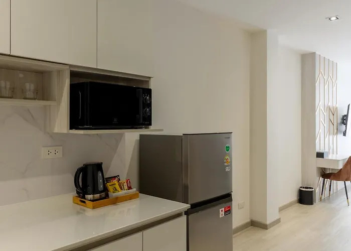 酒店 Diff Apartel Banglamphu 3*