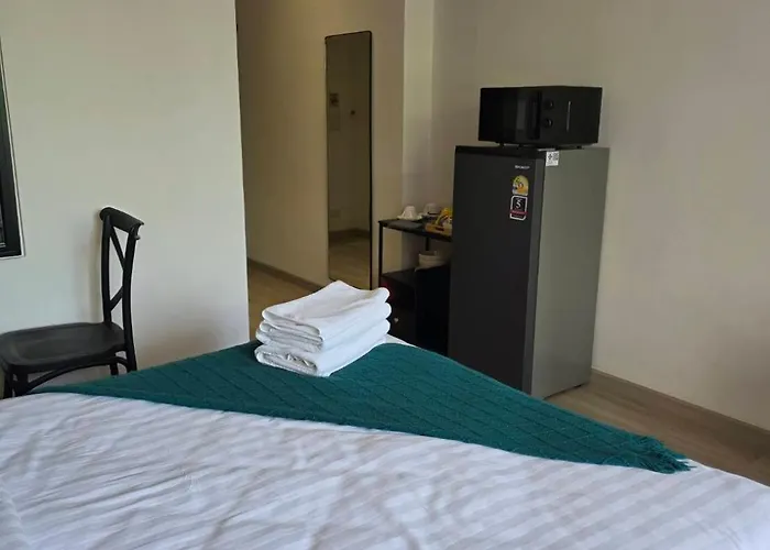 Diff Apartel Banglamphu 酒店